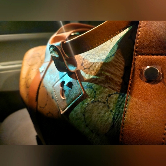 Disney Mickey Mouse 20" Duffel Weekender Bag - Picture 6 of 7